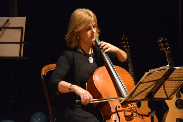 Lorena Borsetti (Violoncello)